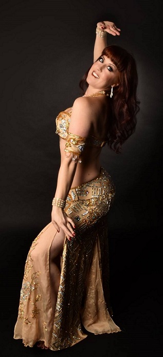 Dallas Belly Dancer Tamra Henna - classy belly dance shows and lessons in Dallas, Fort Worth, Richardson, Plano, Frisco, Allen, Garland, Coppell, Flower Mound, Park Cities.  Find belly dancing at www.tamrahennabellydance.com!